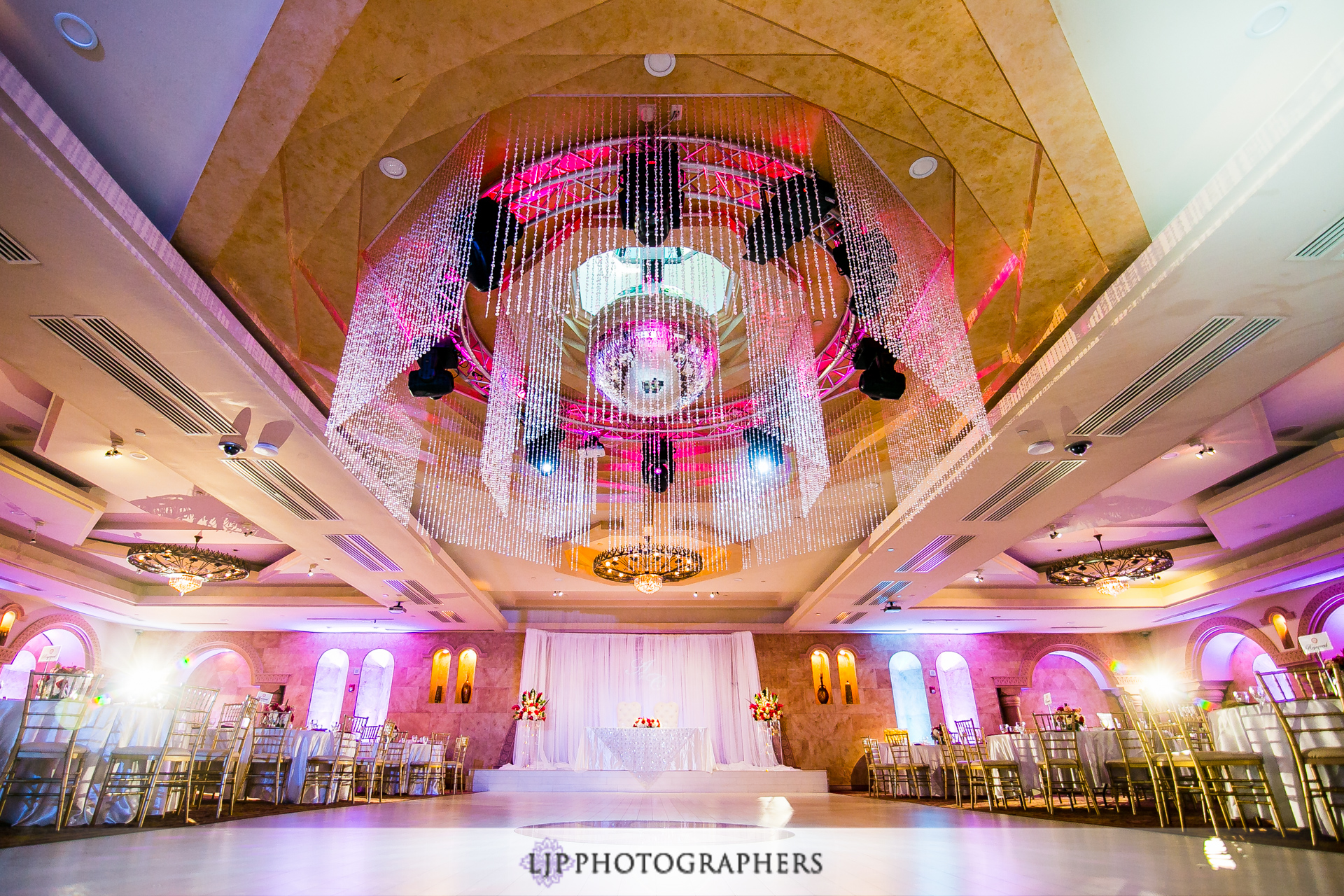 29-le-foyer-ballroom-north-hollywood-indian-wedding-photographer-wedding-reception-photos