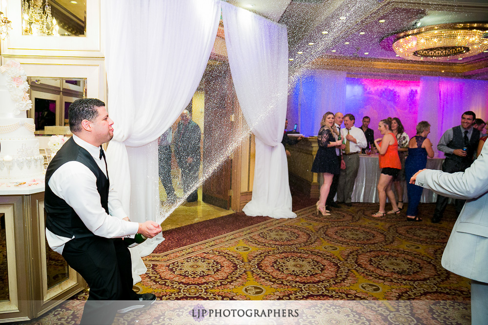 34-la-banquets-glenoaks-ballroom-wedding-photographer-wedding-reception-photos