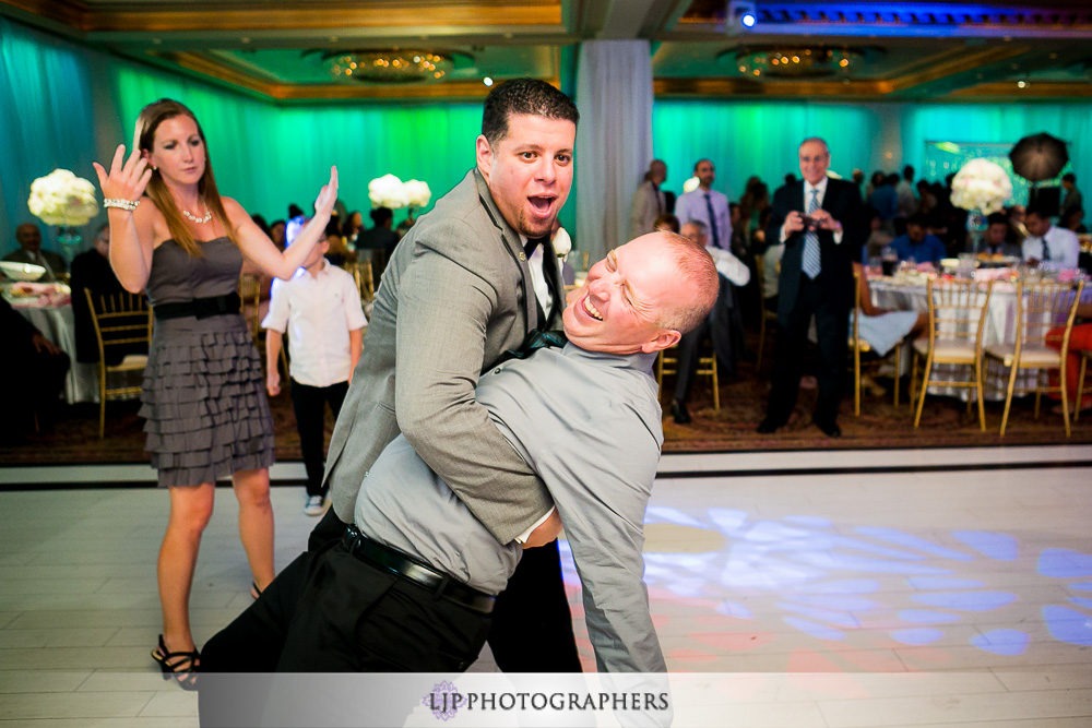 36-la-banquets-glenoaks-ballroom-wedding-photographer-wedding-reception-photos