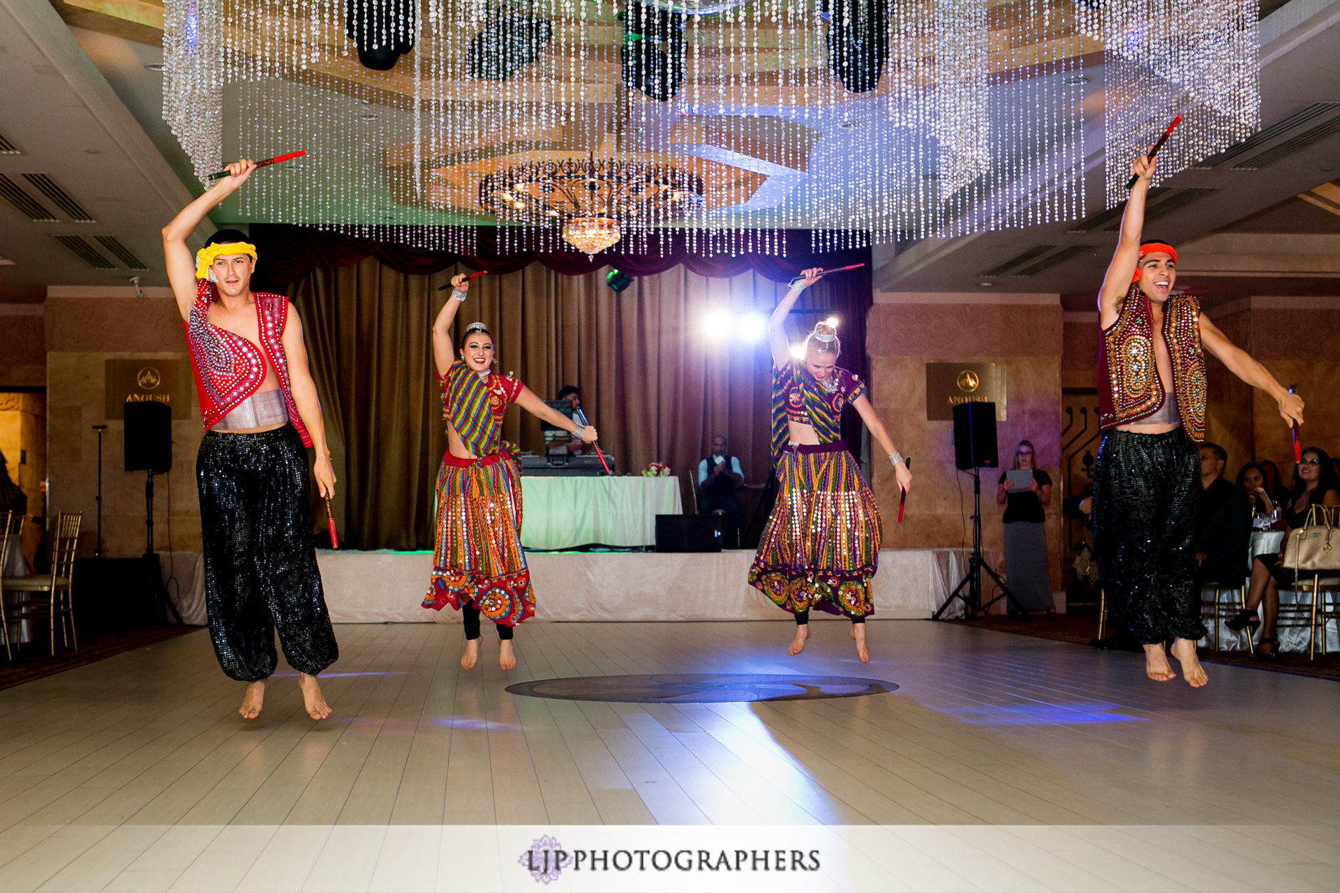 37-le-foyer-ballroom-north-hollywood-indian-wedding-photographer-wedding-reception-photos