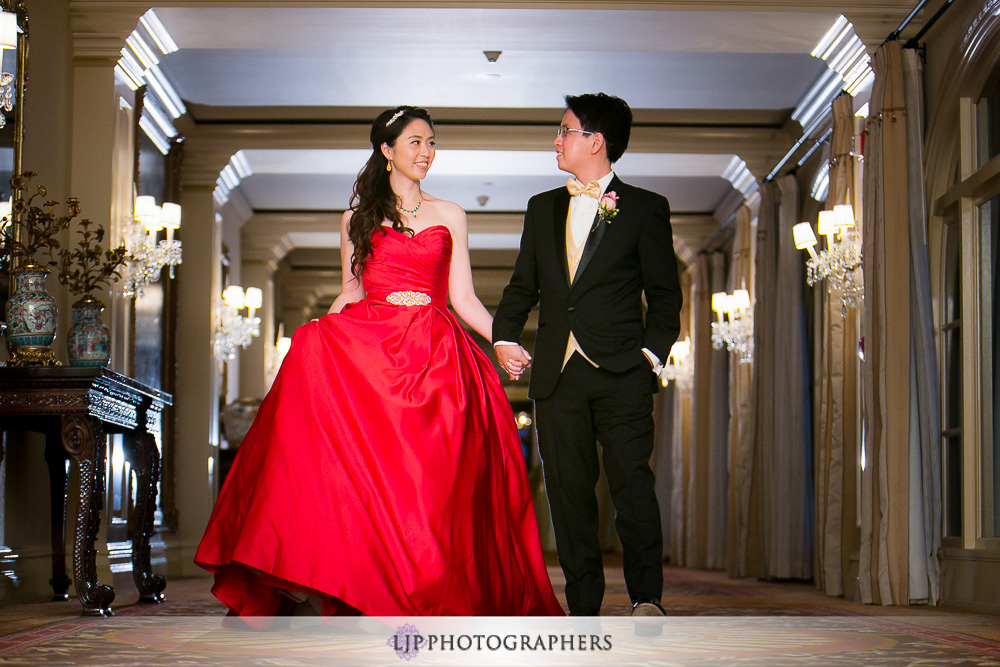 39-the-langham-huntington-pasadena-wedding-photographer-wedding-reception-photos