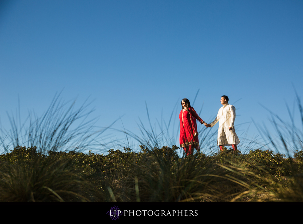 06-Irvine-Open-Space-Engagement-Photography-