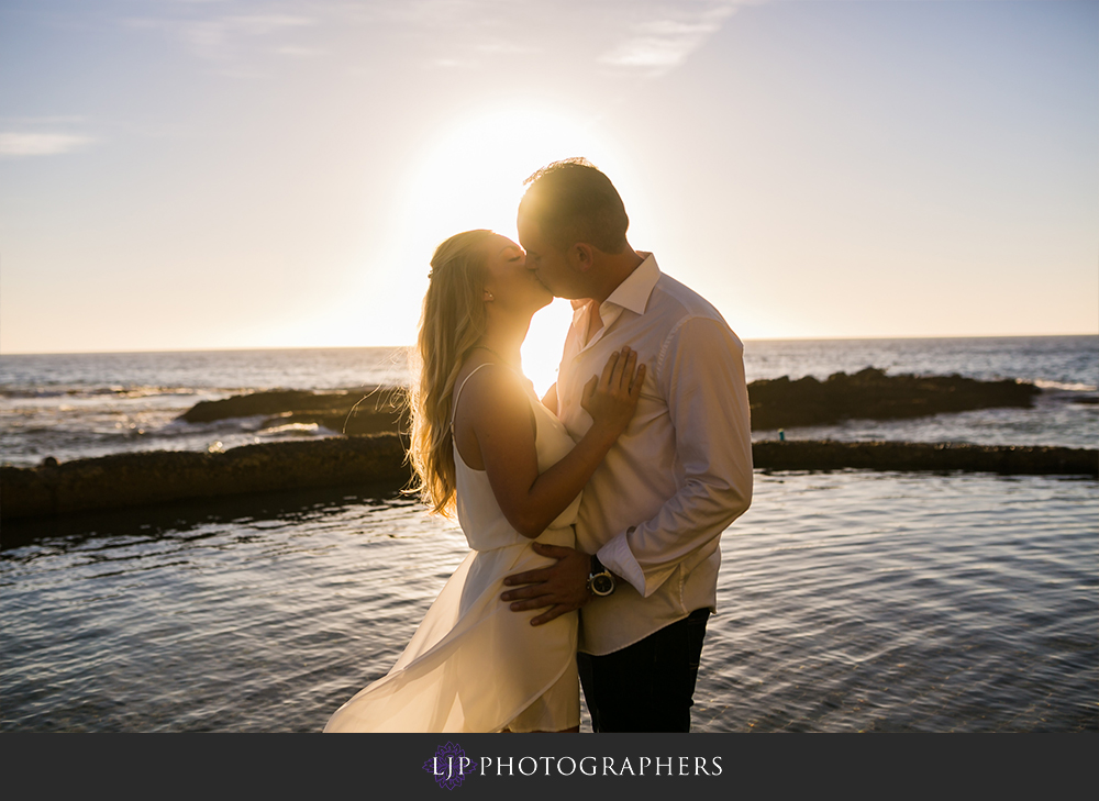 06-Laguna-Beach-Engagement-Photography