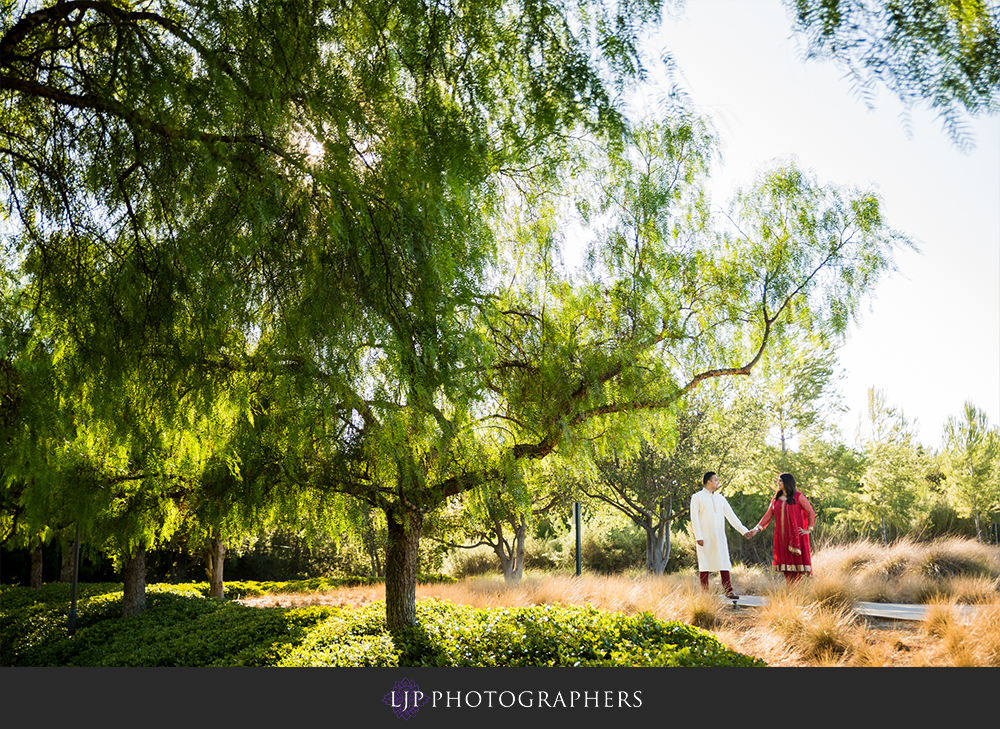 07-Irvine-Open-Space-Engagement-Photography-