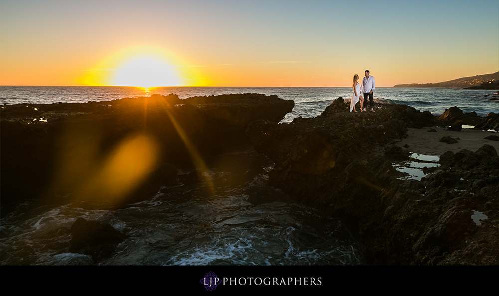 07-Laguna-Beach-Engagement-Photography