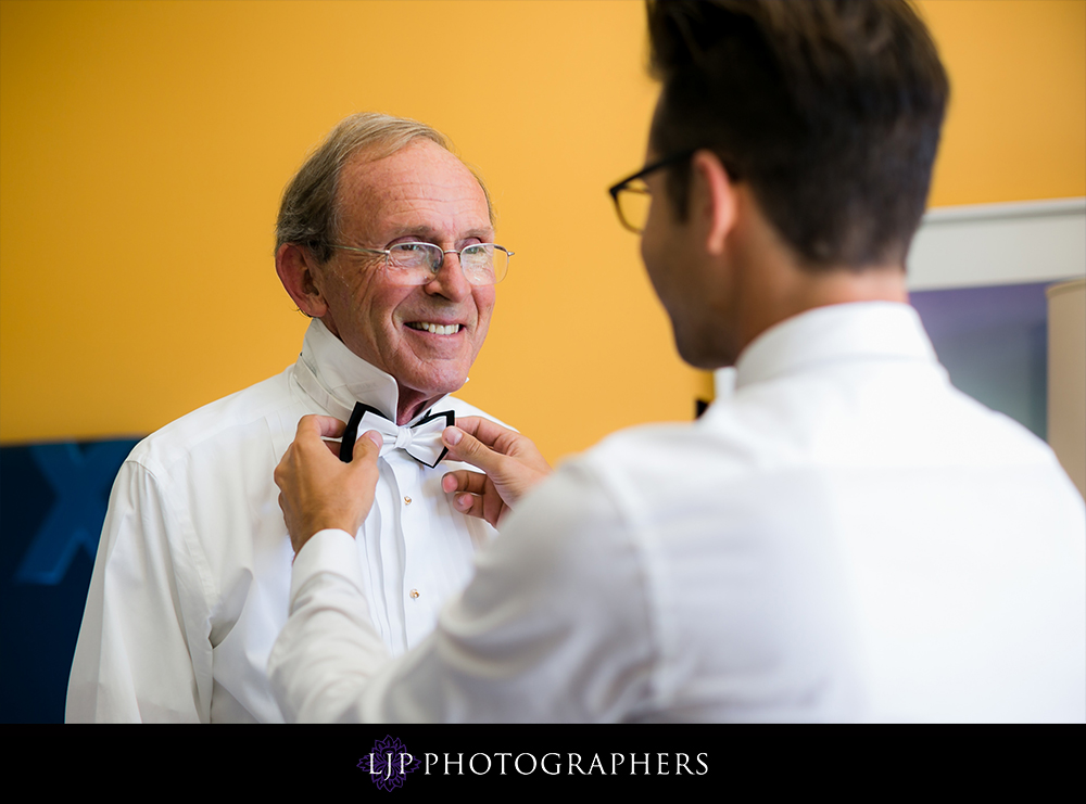 08-Soka-University-Wedding-Groom-Prep