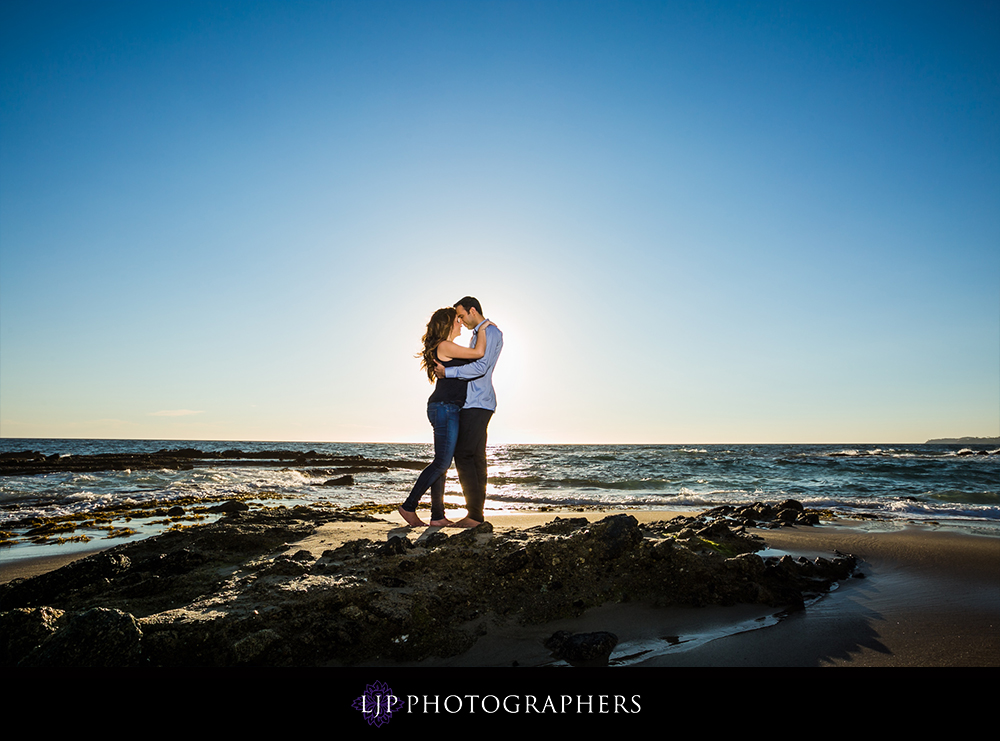 08_Downtown_Laguna_Beach_Engagment_Session