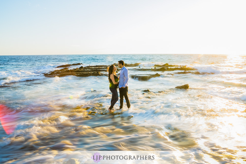 11_Downtown_Laguna_Beach_Engagment_Session