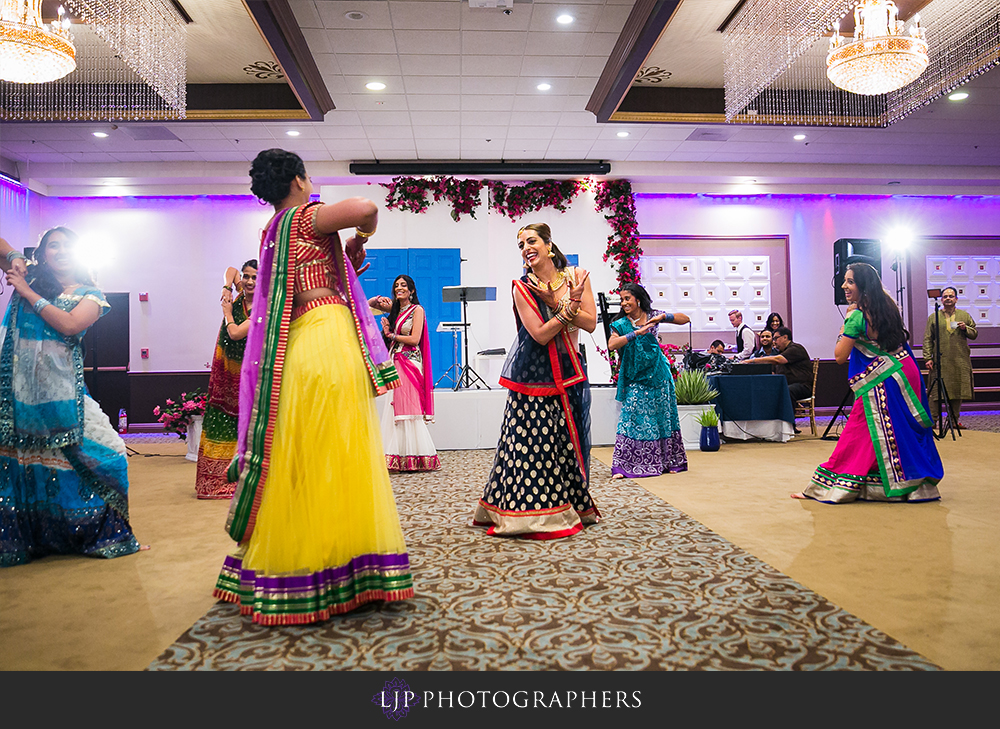 13-Pacific-Hills-Banquet-Indian-Wedding-Photography