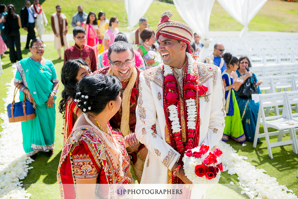 14-los-verdes-golf-course-indian-wedding-photographer-wedding-ceremony-photos