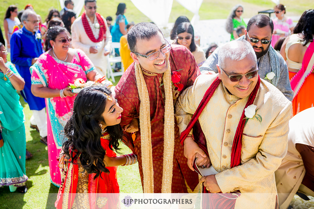 15-los-verdes-golf-course-indian-wedding-photographer-wedding-ceremony-photos