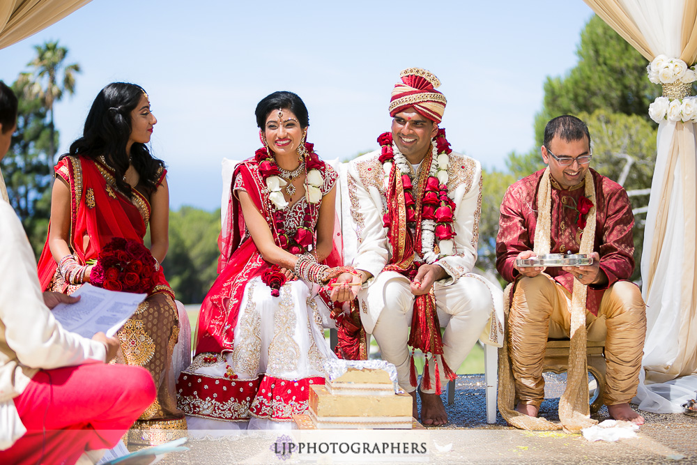 18-los-verdes-golf-course-indian-wedding-photographer-wedding-ceremony-photos