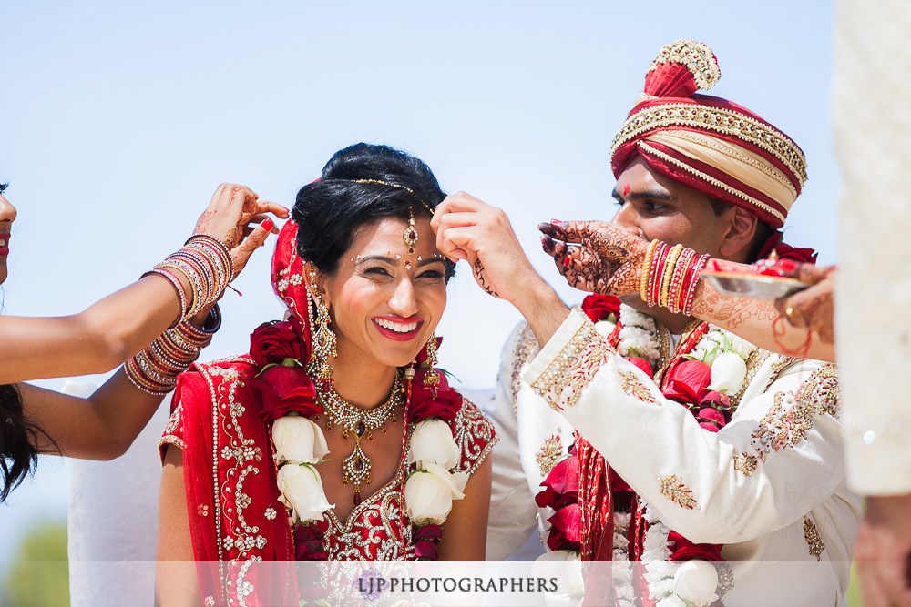 21-los-verdes-golf-course-indian-wedding-photographer-wedding-ceremony-photos