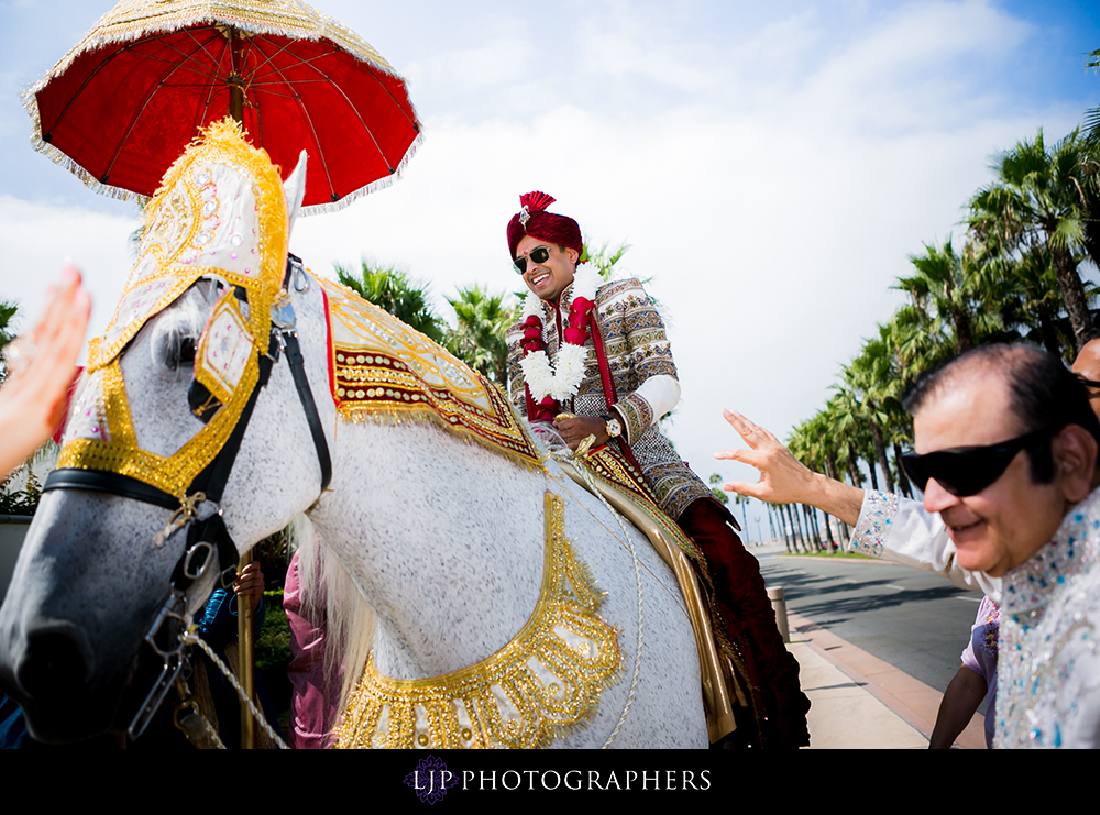 26-Hyatt-Huntington-Beach-Wedding-Photos