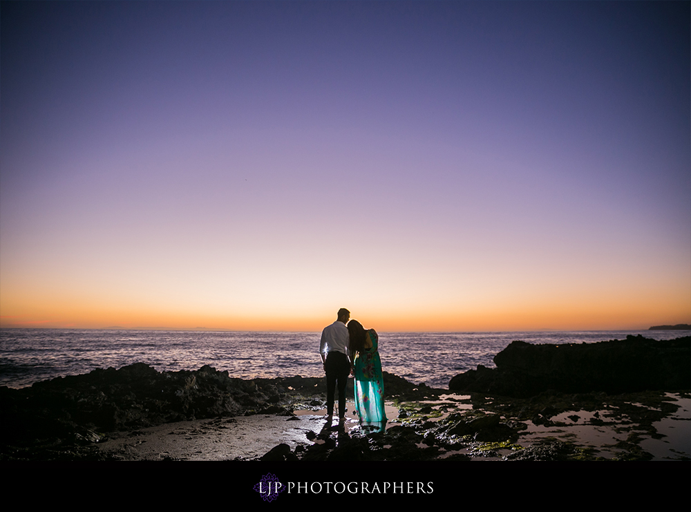 31-Downtown-Laguna-Beach-Engagement-Photography-