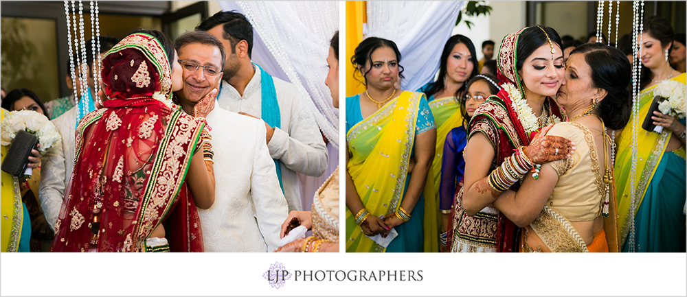 35-Hyatt-Huntington-Beach-Wedding-Photos