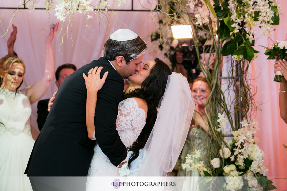 39-Taglyan-Complex-Los-Angeles-Wedding-Photos