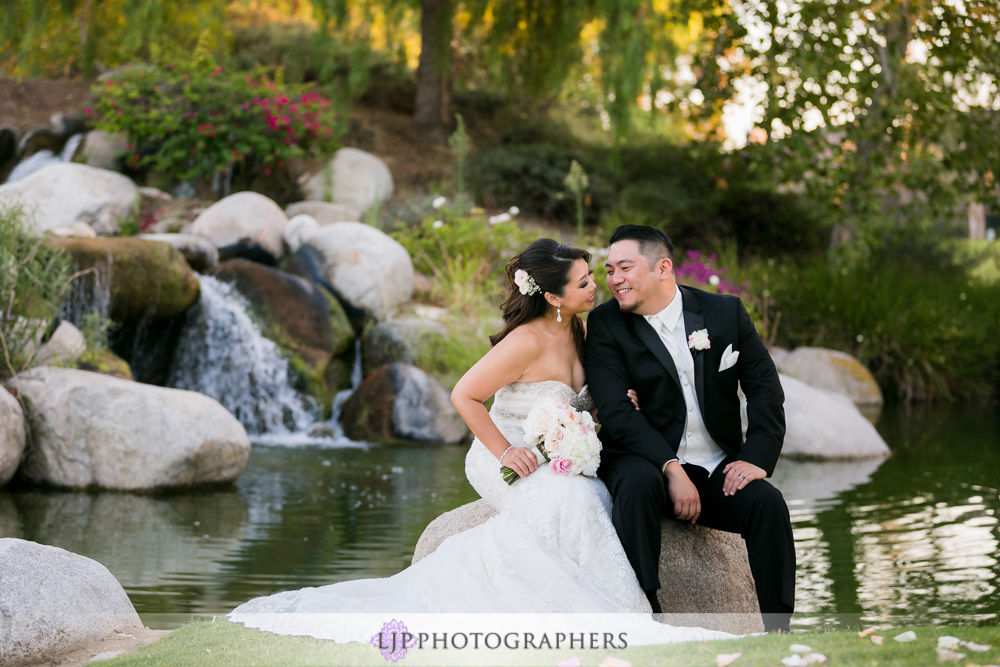 42-coyote-hills-golf-course-wedding-photographer-wedding-ceremony-photos