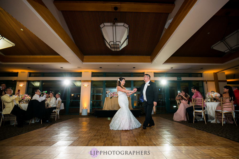 48-coyote-hills-golf-course-wedding-photographer-wedding-reception-photos