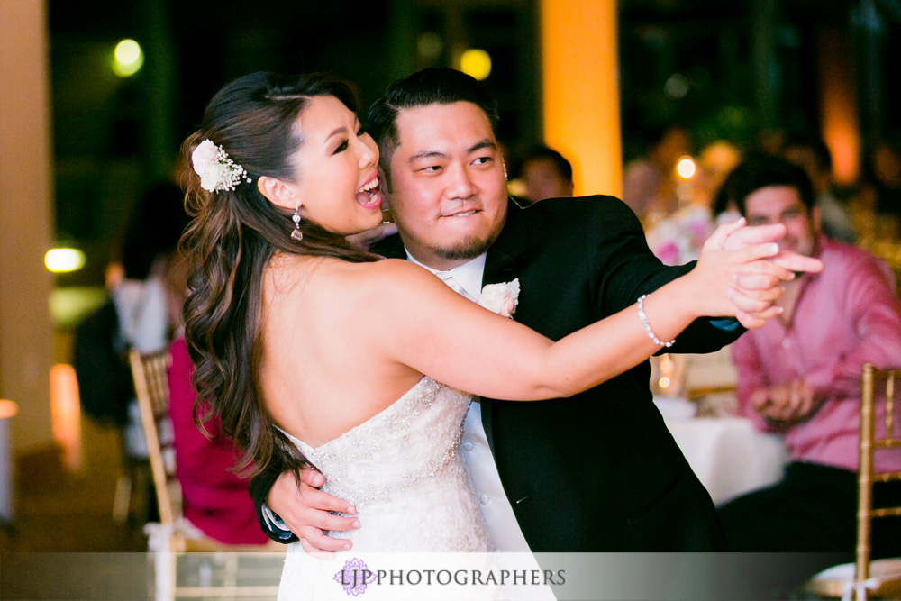 49-coyote-hills-golf-course-wedding-photographer-wedding-reception-photos