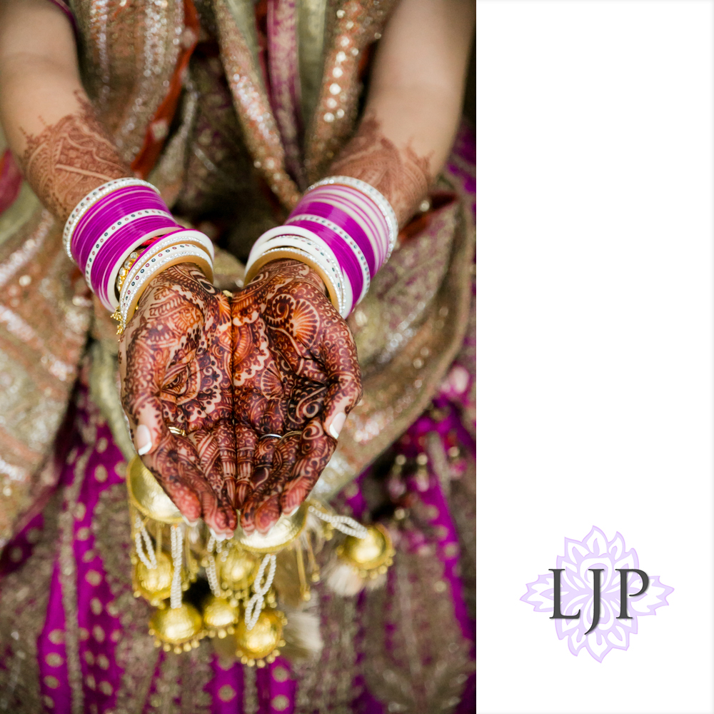 04-Hilton-Unverisal-Indian-Wedding-Photography