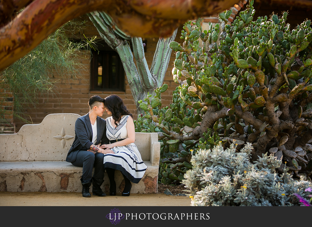 08-Mission-San-Juan-Capistrano-Engagement-Photography