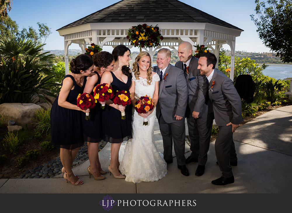 13-newport-beach-marriott-bayview-wedding-photographer-wedding-party-photos