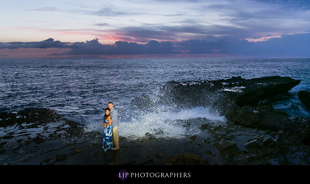 15-Laguna-Beach-Engagement-Photography