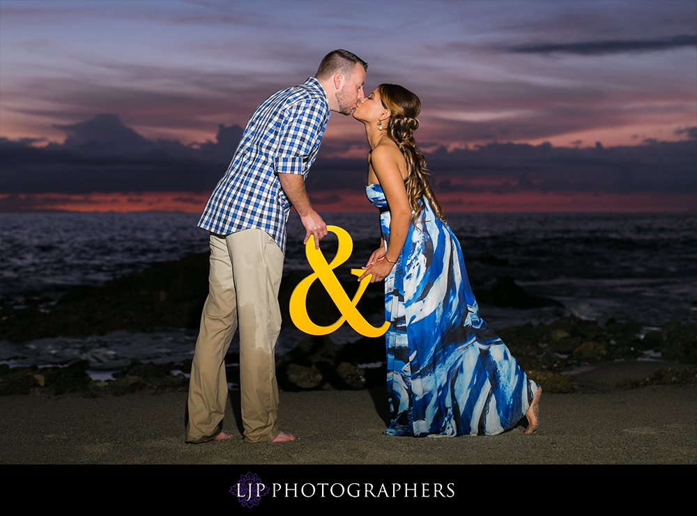 16-Laguna-Beach-Engagement-Photography