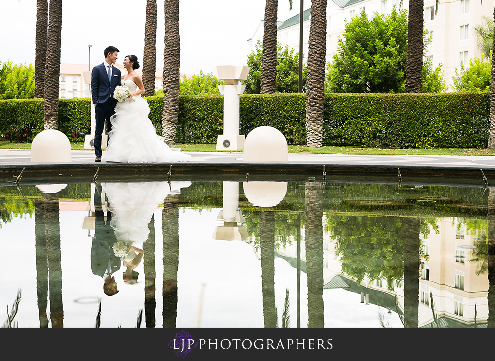 17-colony-house-anaheim-wedding-photographer-couple-session-photos