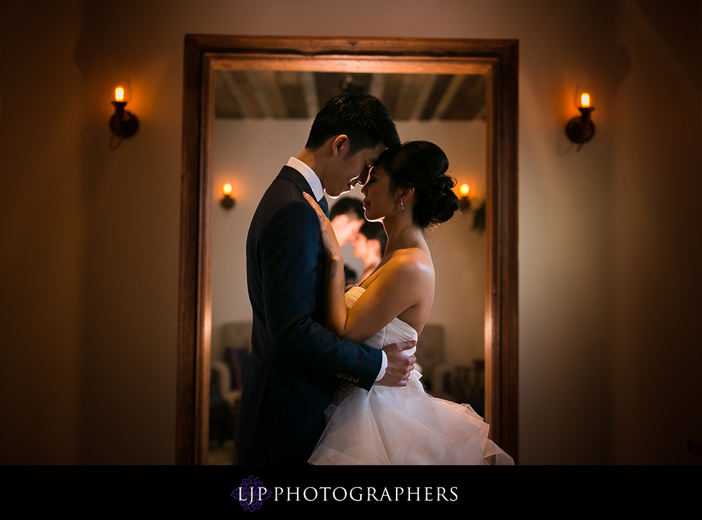 19-colony-house-anaheim-wedding-photographer-couple-session-photos