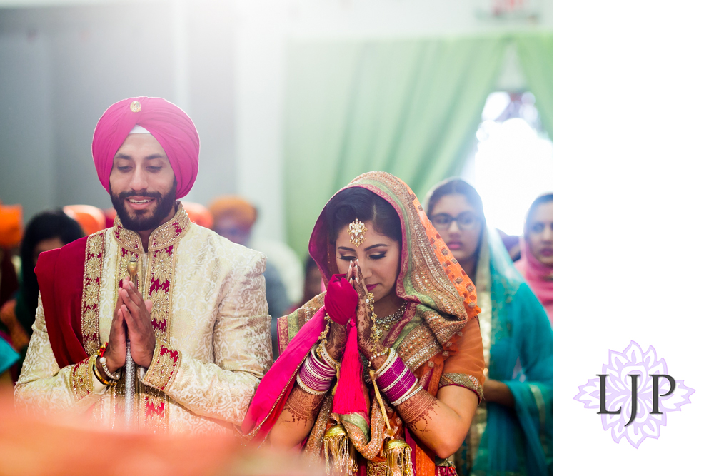 23-Hilton-Unverisal-Indian-Wedding-Photography