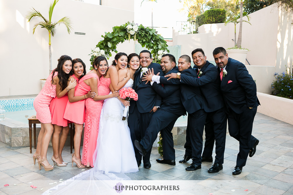 24-hilton-orange-county-costa-mesa-wedding-photographer-wedding-party-photos