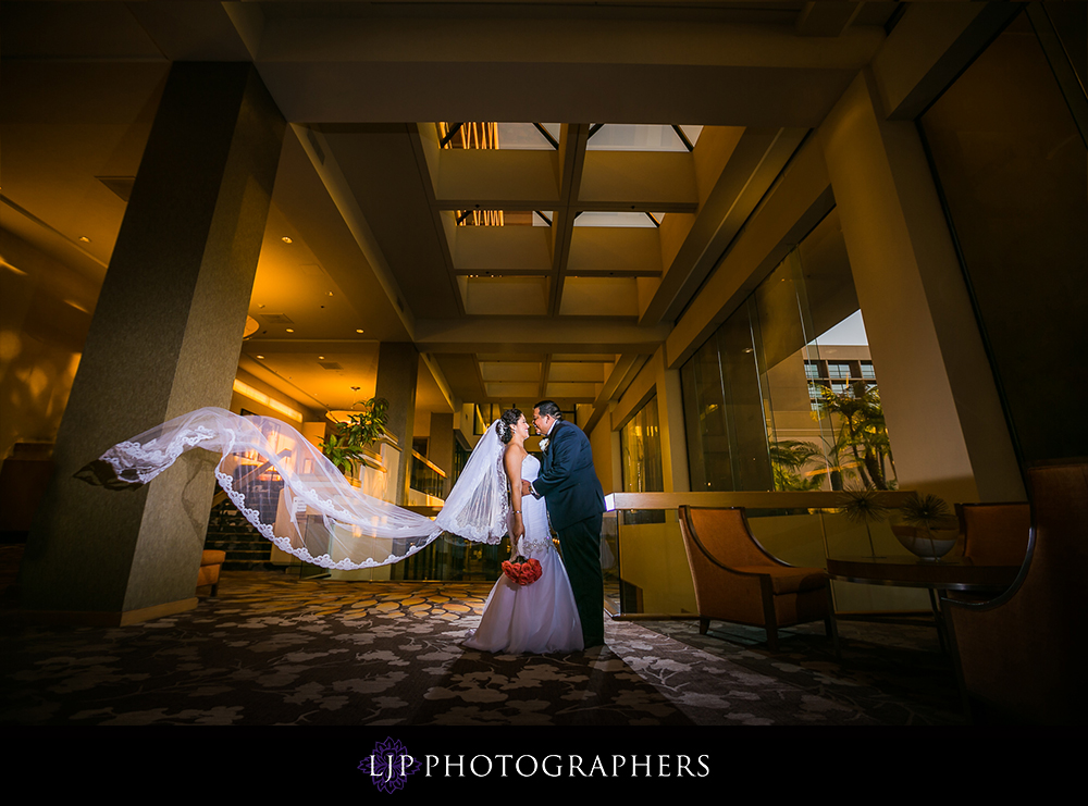 27-hilton-orange-county-costa-mesa-wedding-photographer-couple-session-photos