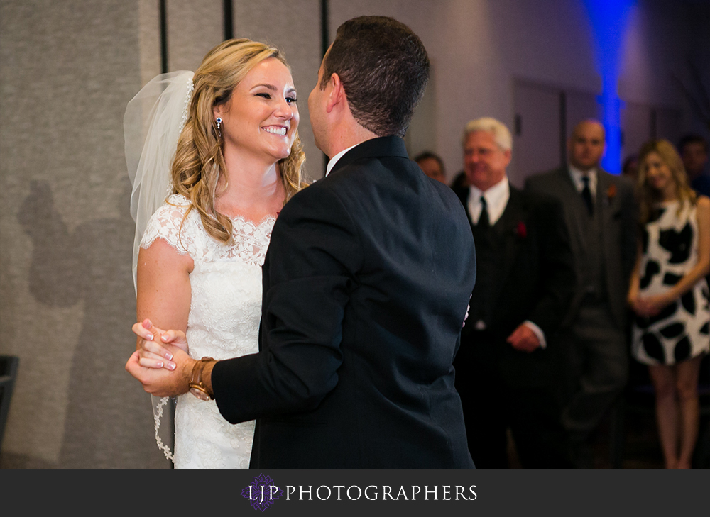 29-newport-beach-marriott-bayview-wedding-photographer-wedding-reception-photos