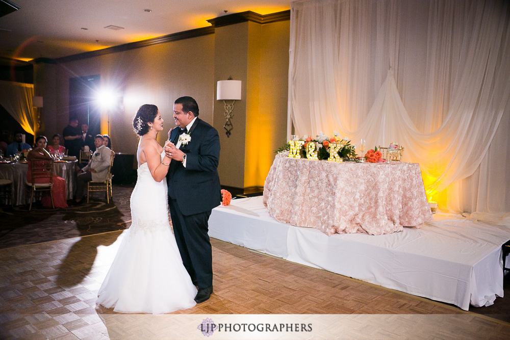 31-hilton-orange-county-costa-mesa-wedding-photographer-wedding-reception-photos