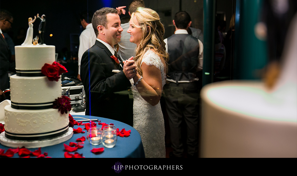 32-newport-beach-marriott-bayview-wedding-photographer-wedding-reception-photos