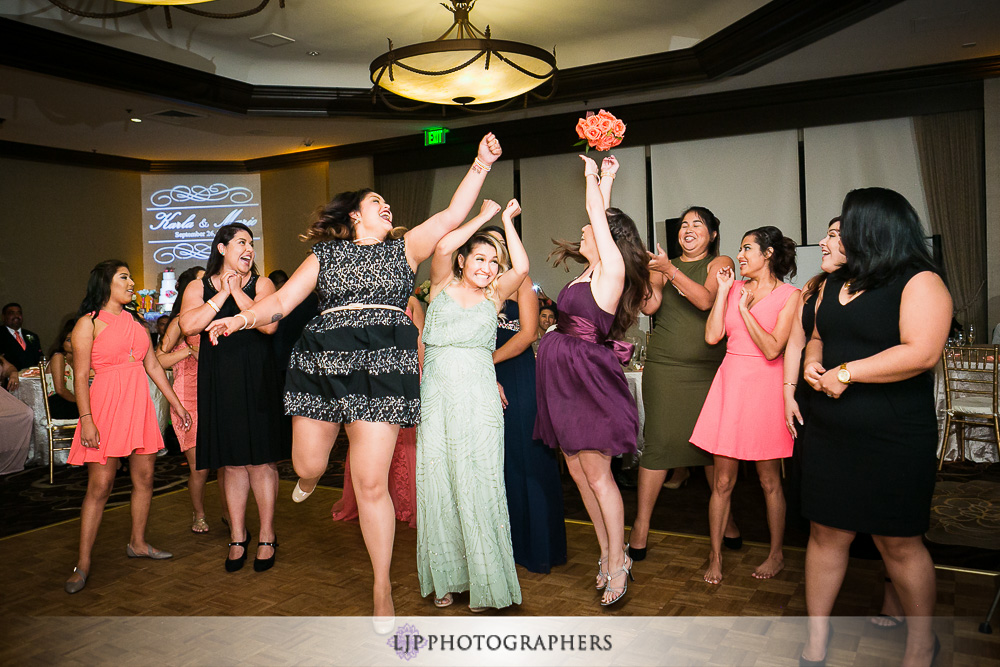 34-hilton-orange-county-costa-mesa-wedding-photographer-wedding-reception-photos
