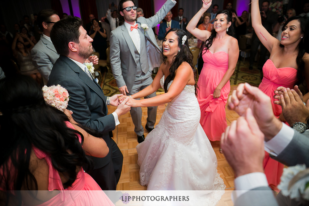 42-hyatt-huntington-beach-wedding