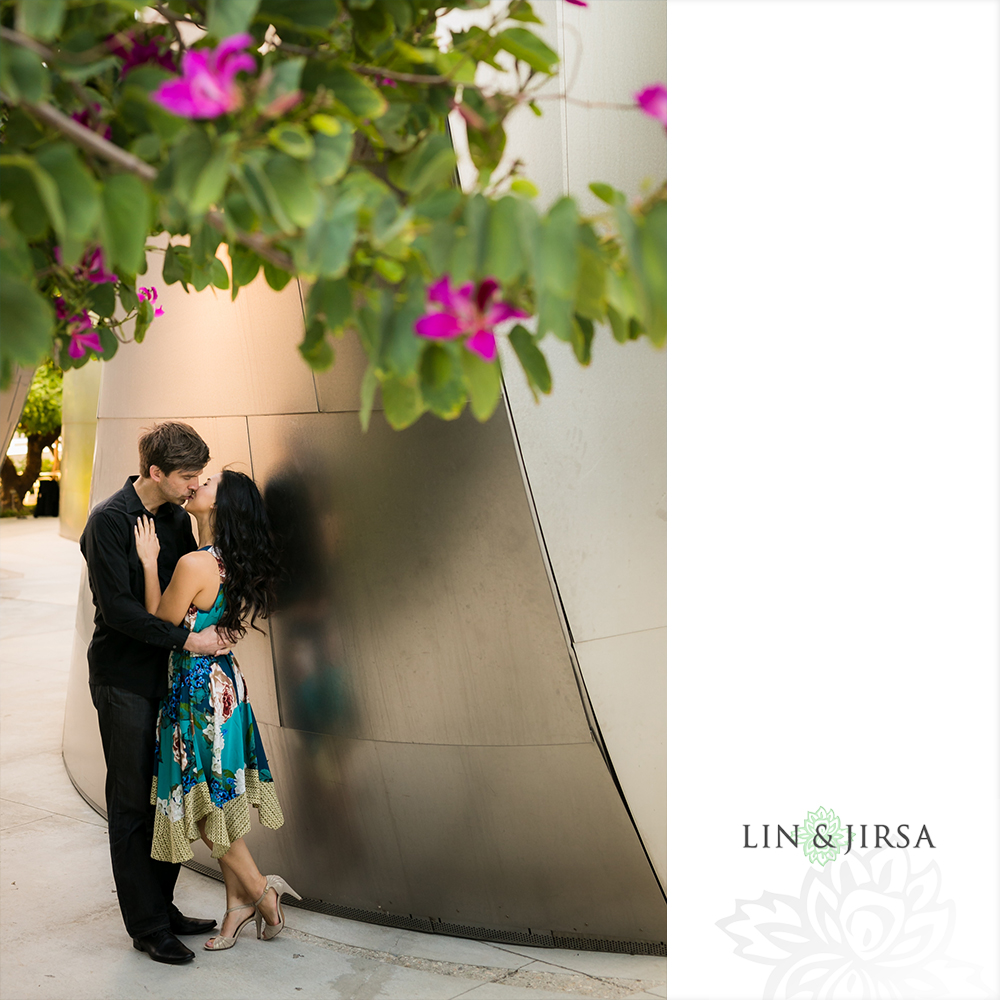 10-Downtown-Los-Angeles-Engagement-Photography