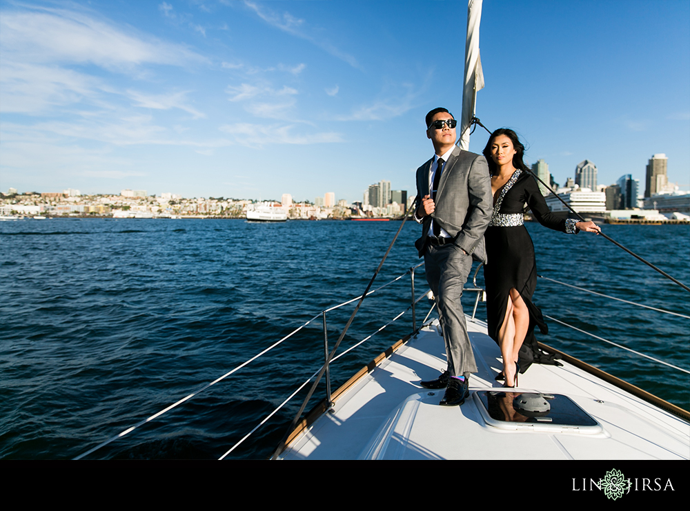 11-downtown-san-diego-engagement-photography