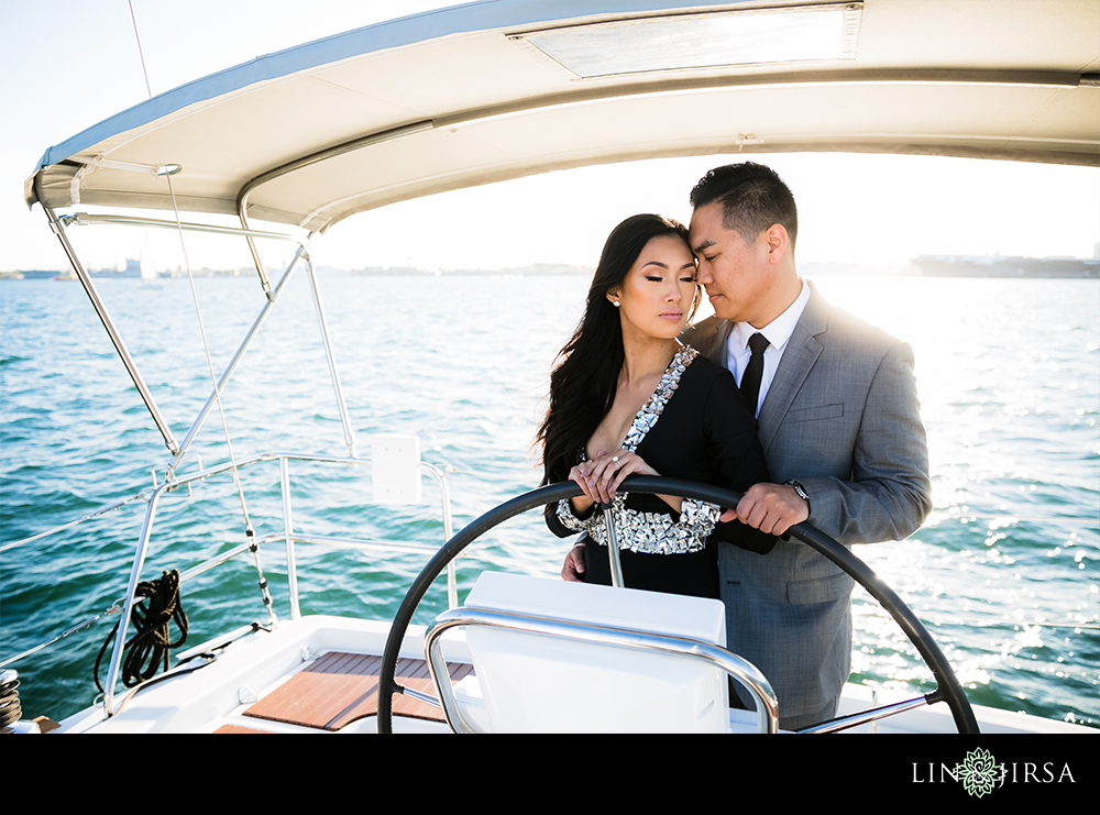 13-downtown-san-diego-engagement-photography