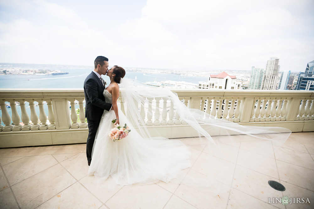 15-manchester-grand-hyatt-san-diego-wedding-photographer