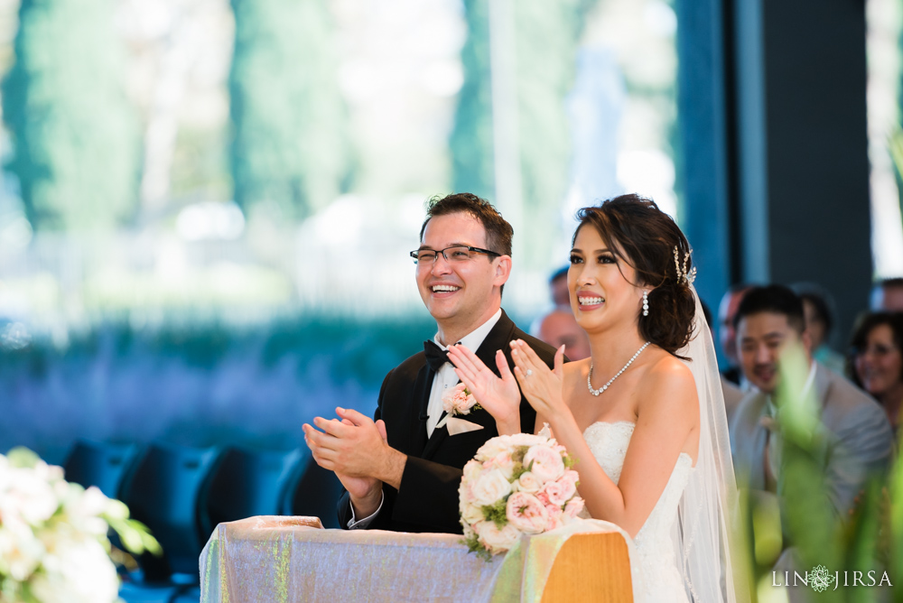 17-crystal-cathedral-wedding-photographer