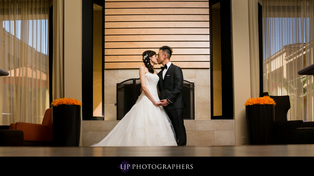 17-los-coyotes-country-club-wedding-photography