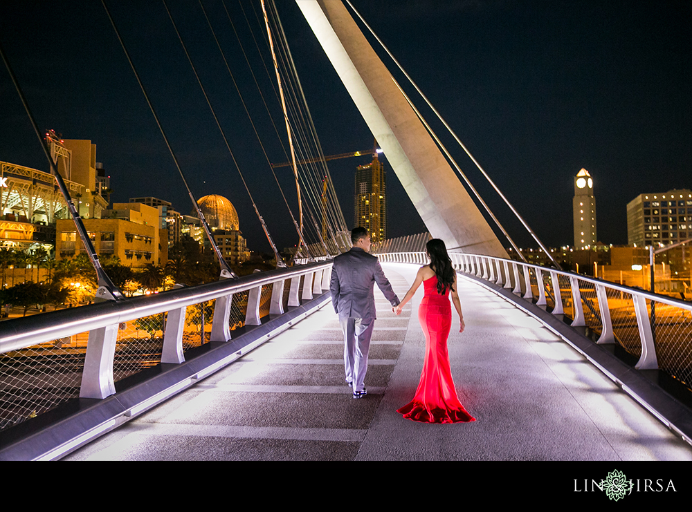 21-downtown-san-diego-engagement-photography