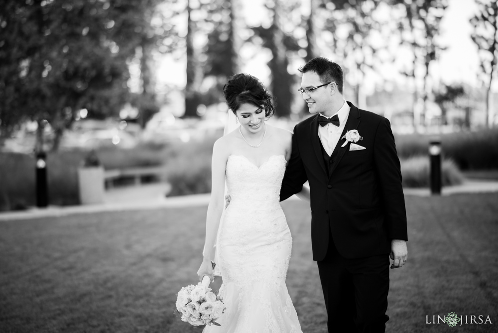 22-crystal-cathedral-wedding-photographer