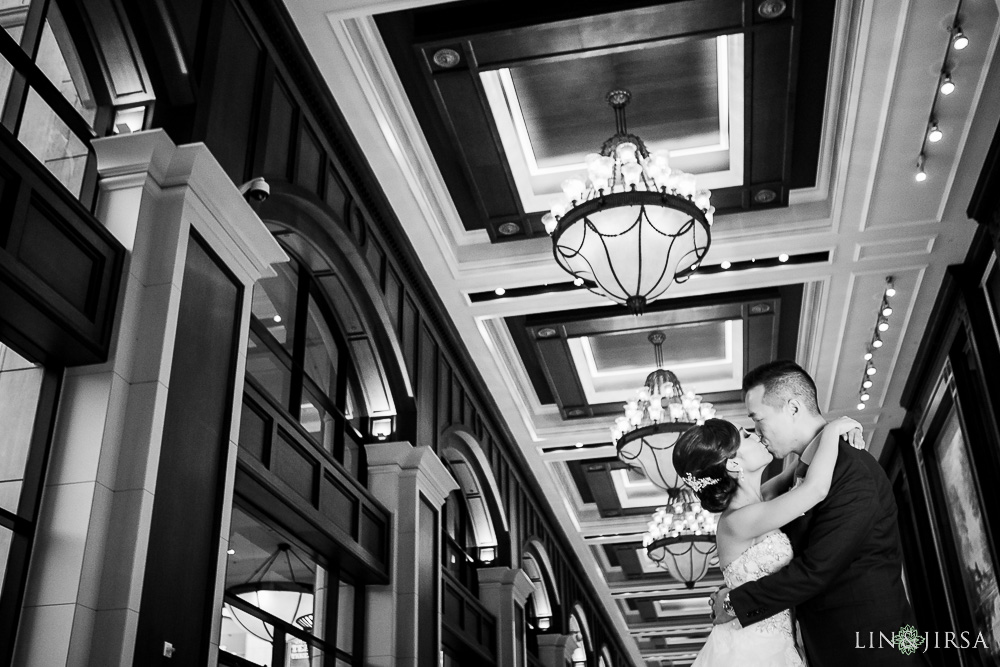 33-manchester-grand-hyatt-san-diego-wedding-photographer