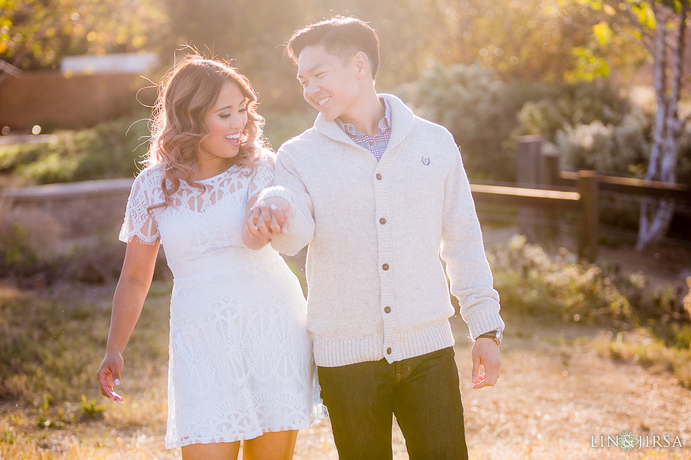 07-jeffrey-open-space-park-irvine-engagement-photography