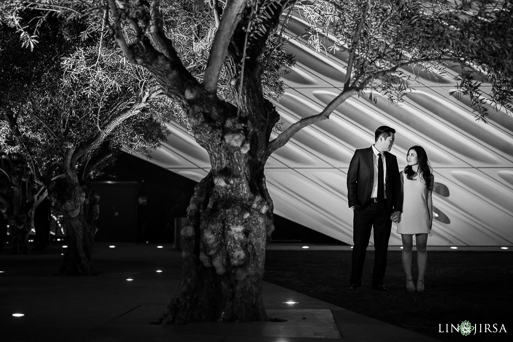 12-downtown-los-angeles-engagement-photographer